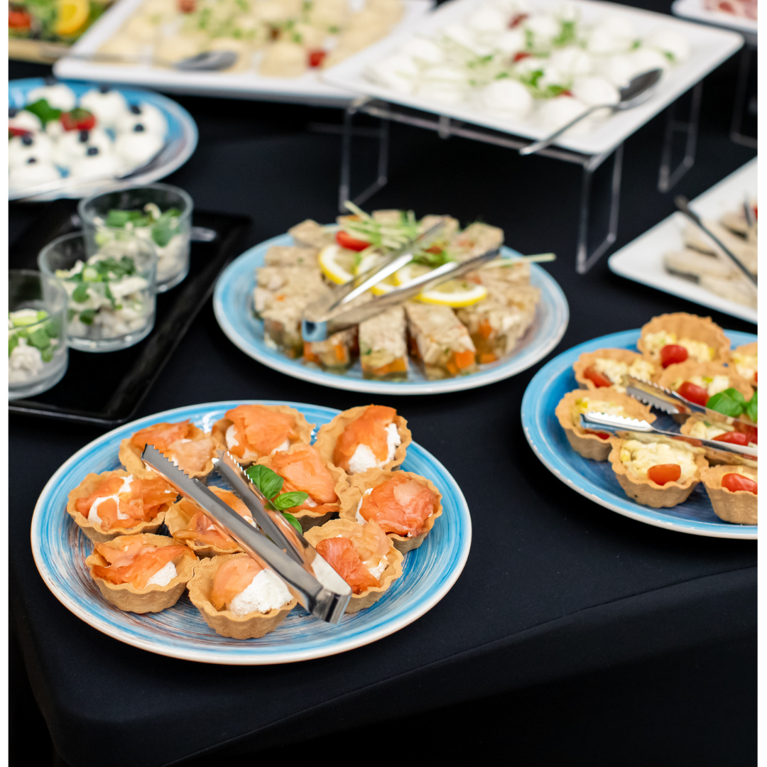 bufet Hotel Jantar Ustka śniadanie obiadokolacja nad morzem