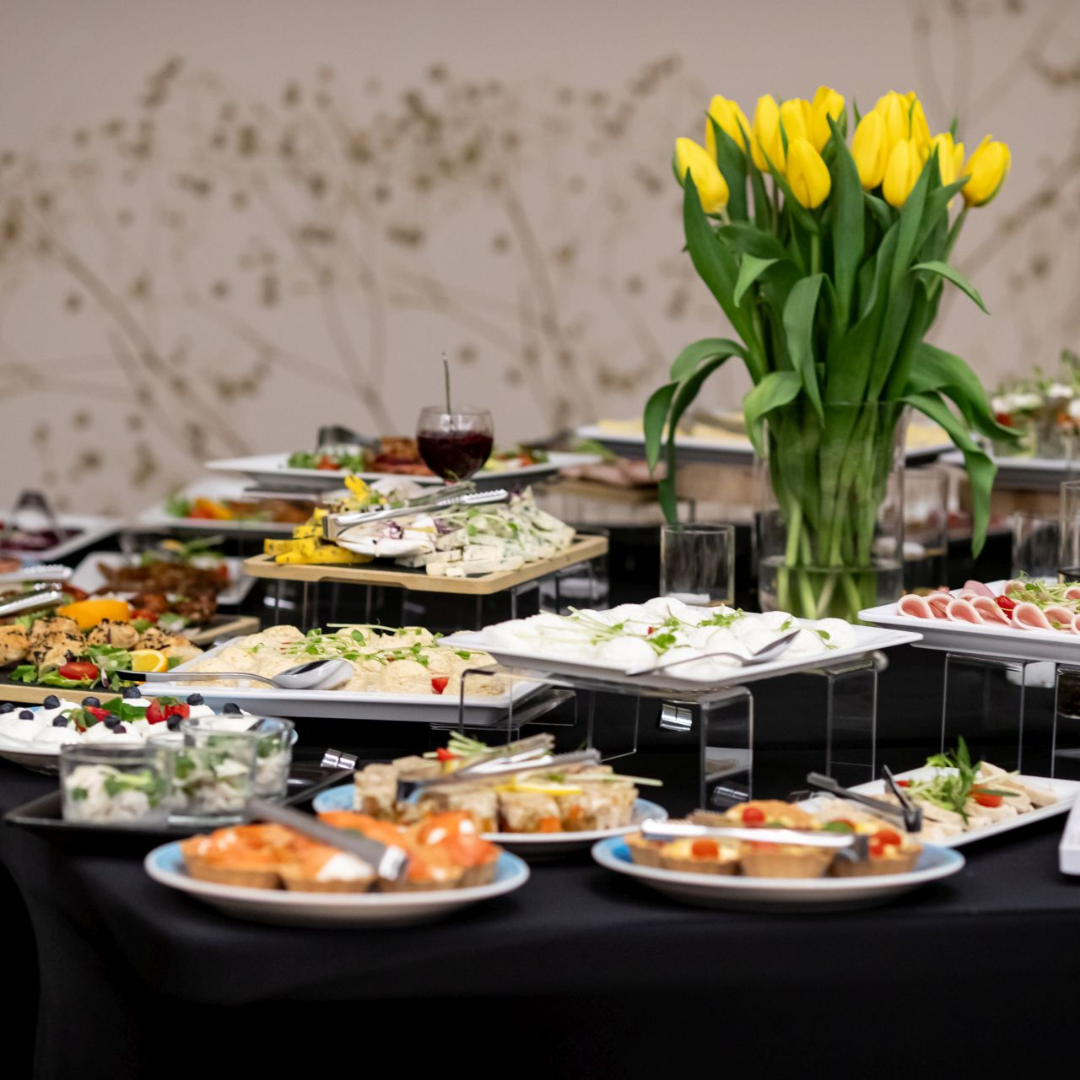 bufet hotel jantar śniadanie obiadokolacja