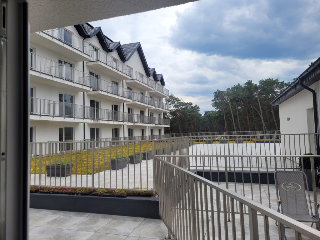 taras apartamentu hotelu Jantar